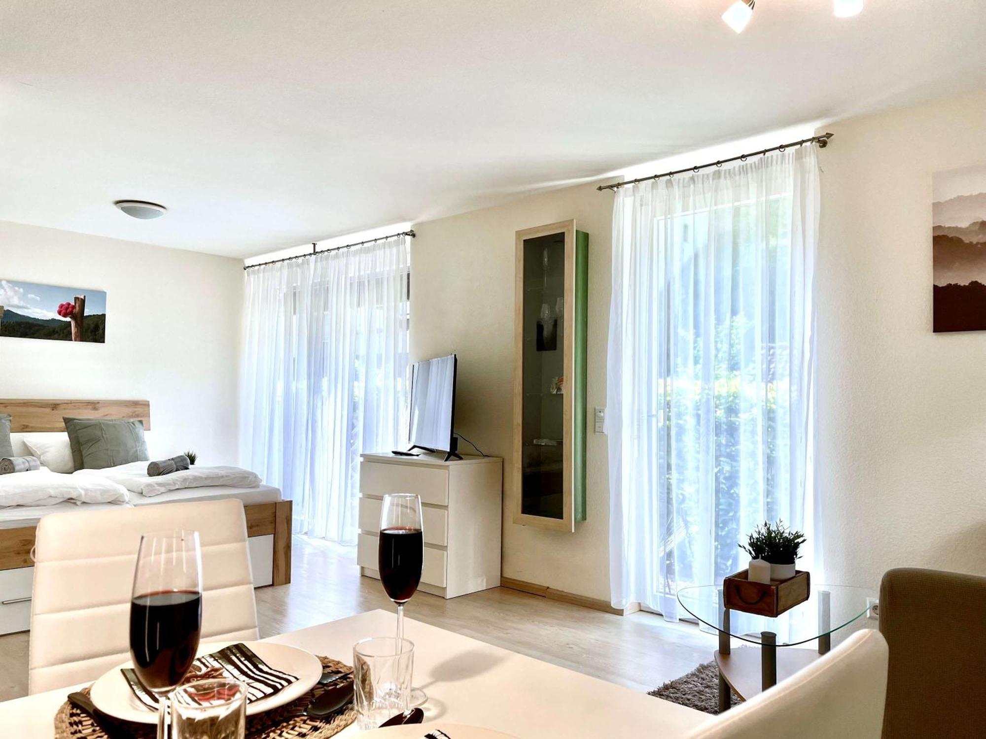 Relaxapartments Black Forest Diamond Direkt An Der Hornberger Freilichtbuehne - Sonnenterrasse Mit Blick Auf Das Hornberger Schloss, Schnelles Internet, Fuer Bis Zu 2 Personen Bagian luar foto